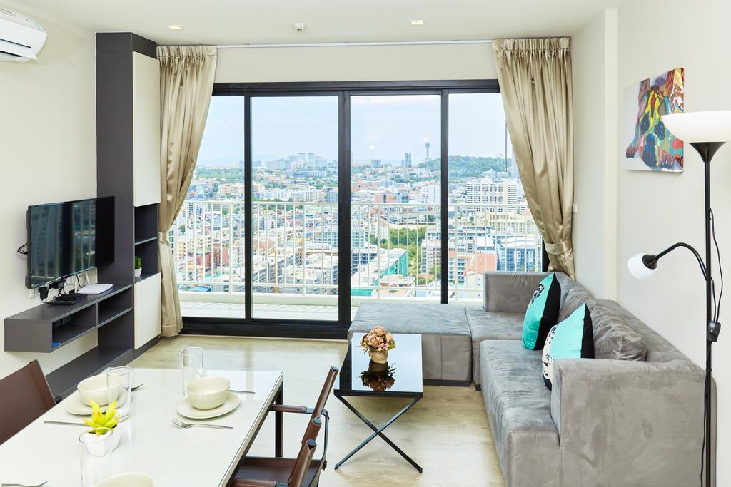 Appartement The Base By Fantasea Beach à Pattaya Extérieur photo